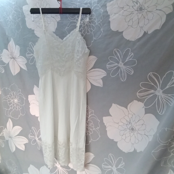 Vanity Fair vintage full slip - Picture 4 of 4